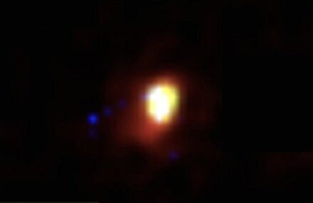 CEERS-1749 mocnym kandydatem na najbardziej odległą galaktykę dotychczas zaobserwowaną